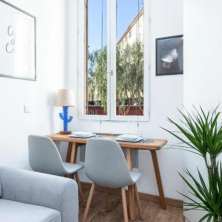 1 Gautier 101 - Joli Equipe - Quartier Du Port Nice