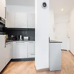1 Gautier 101 - Joli Equipe - Quartier Du Port Apartment